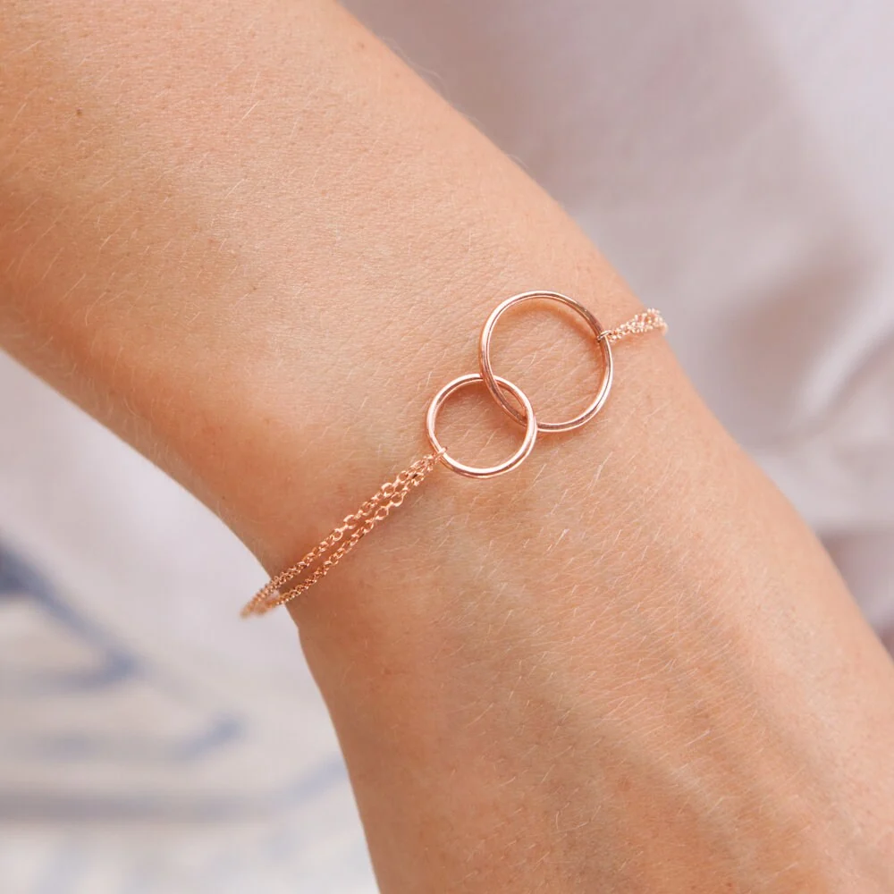 Interlocking Circles Chain Bracelet — additional product image 3 from AntEva Crafts