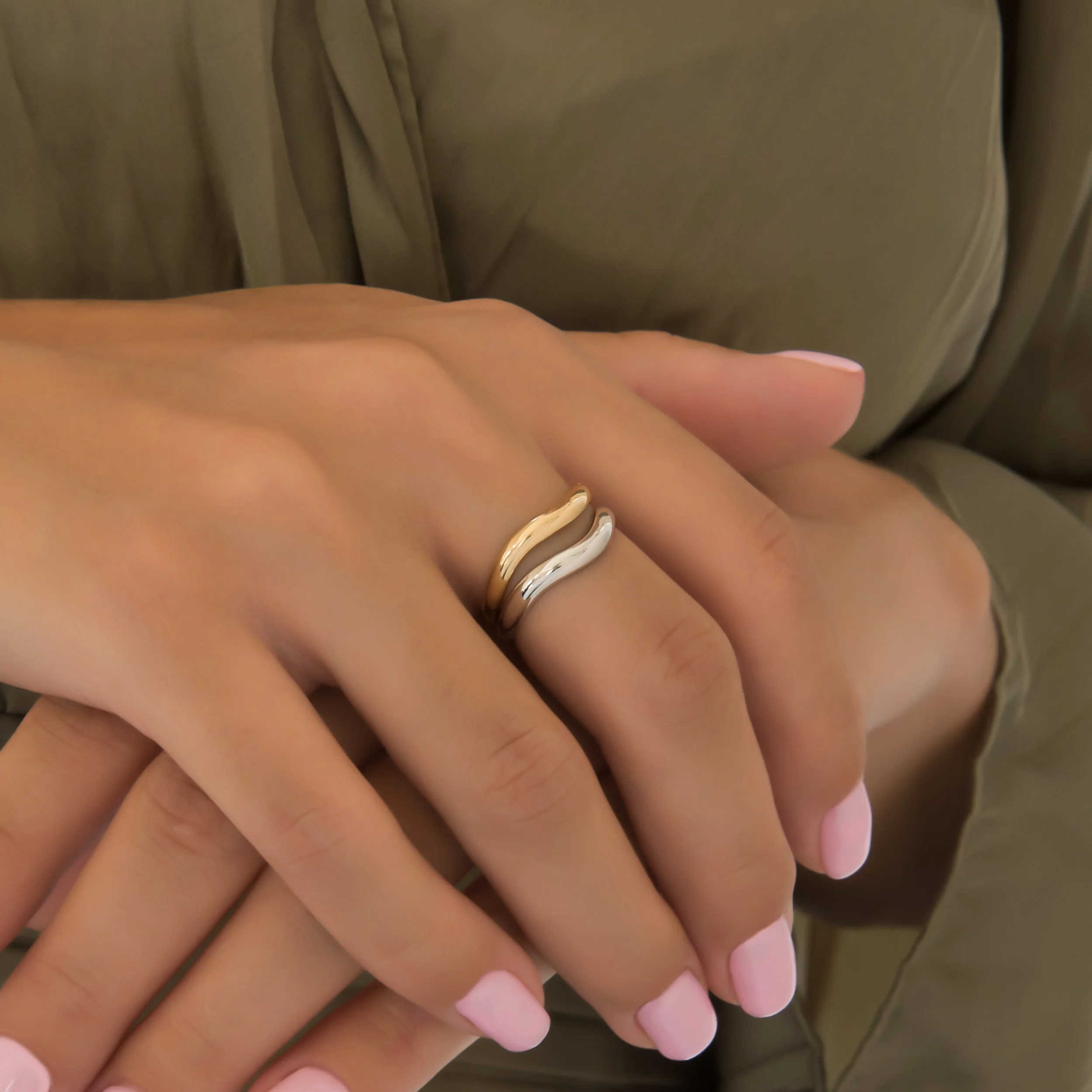 Thin Wavy Ring — additional product image 7 from AntEva Crafts