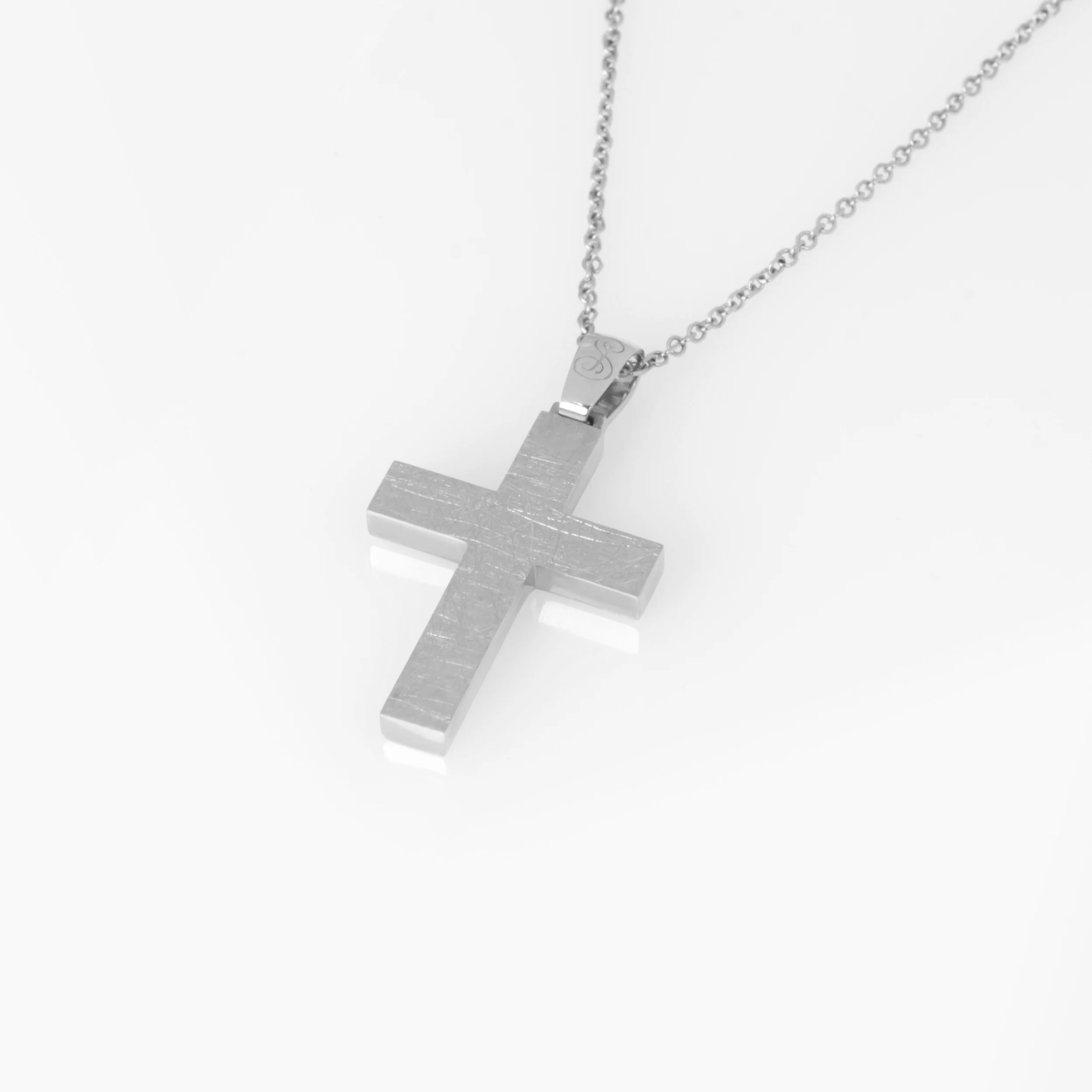 Classic Textured Cross — additional product image 3 from AntEva Crafts