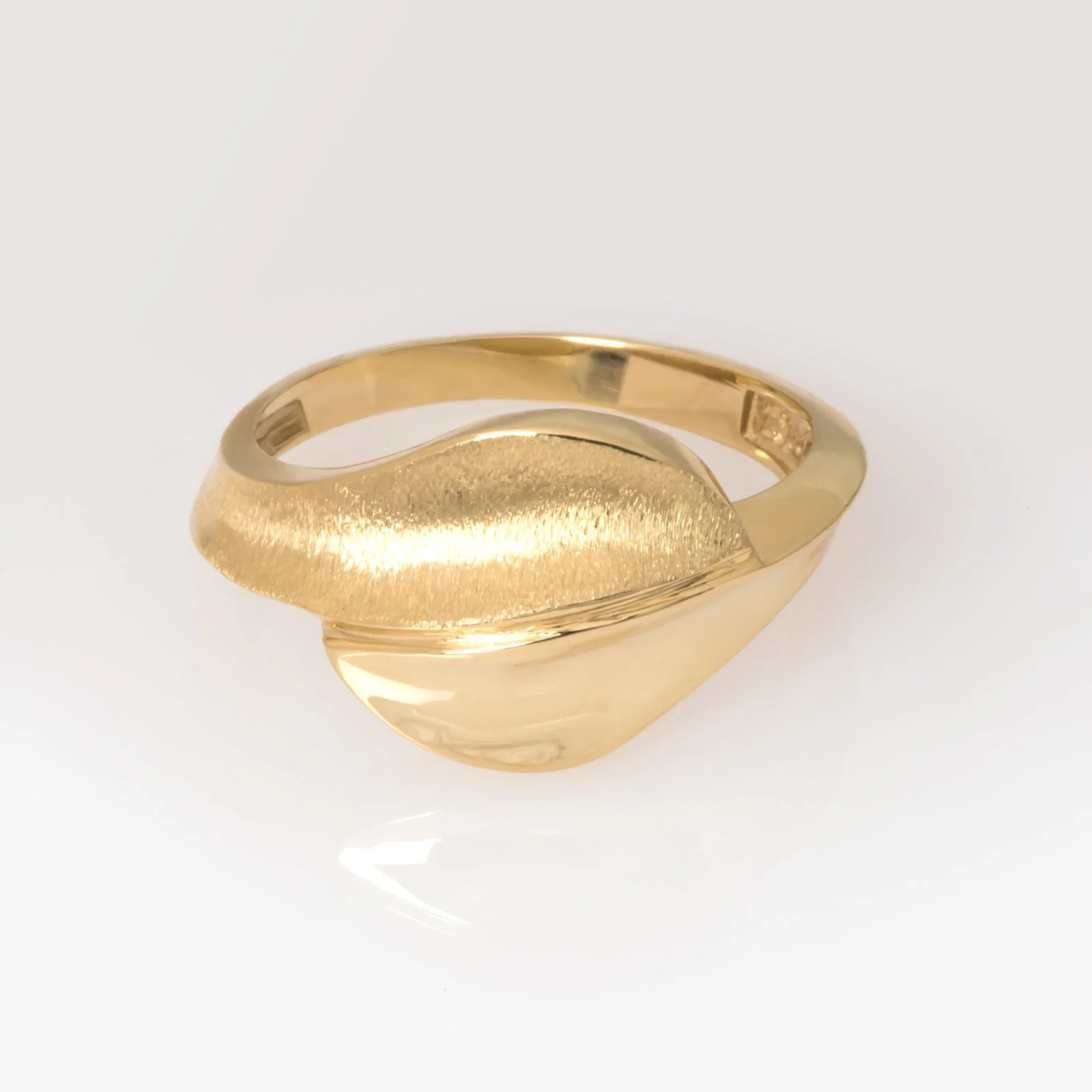 Bypass Flower Ring — additional product image 3 from AntEva Crafts