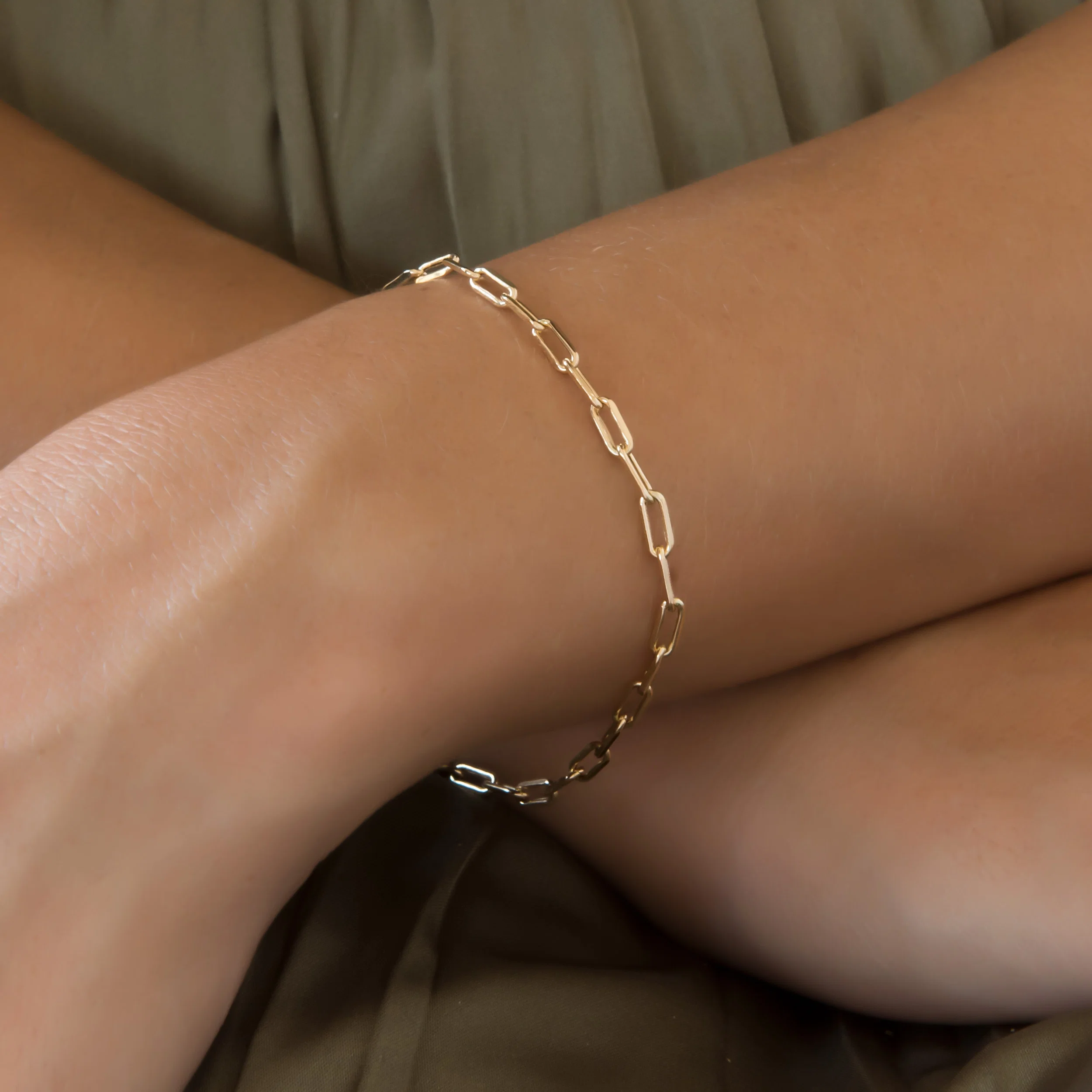Minimalist Paperclip Gold Bracelet — additional product image 2 from AntEva Crafts