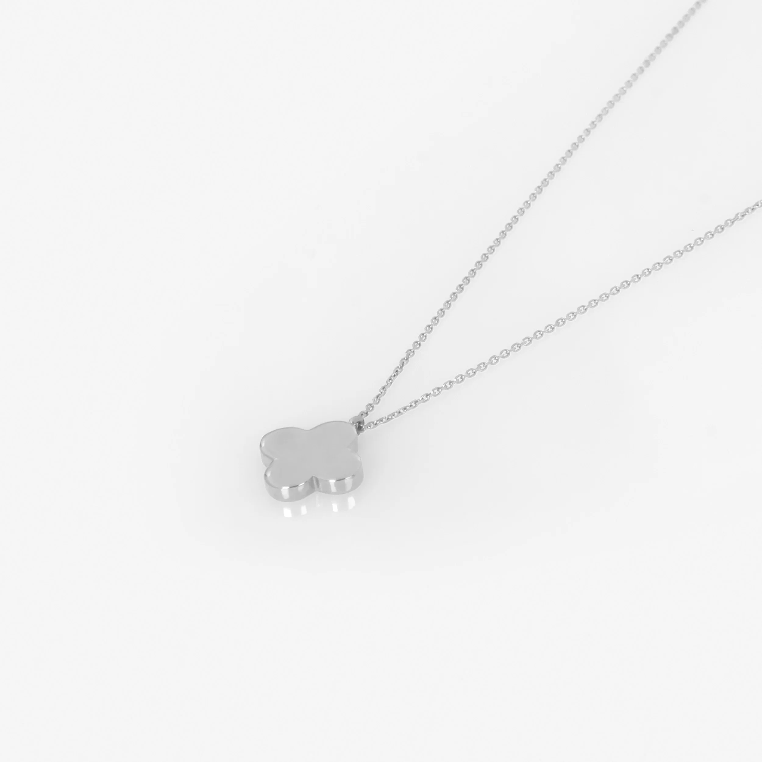 Single Clover Necklace — additional product image 5 from AntEva Crafts