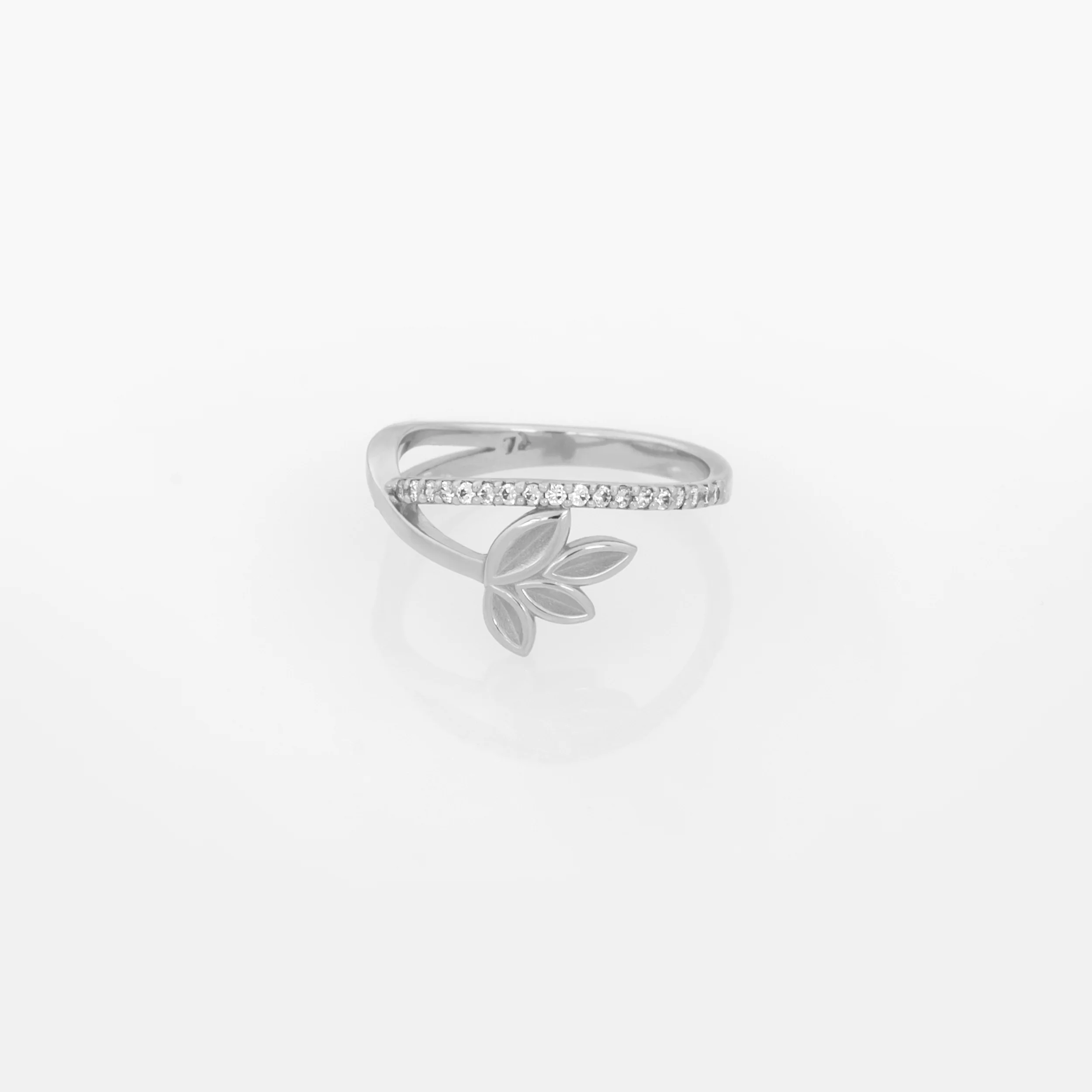Olive Leaf Sparkle Ring — additional product image 8 from AntEva Crafts