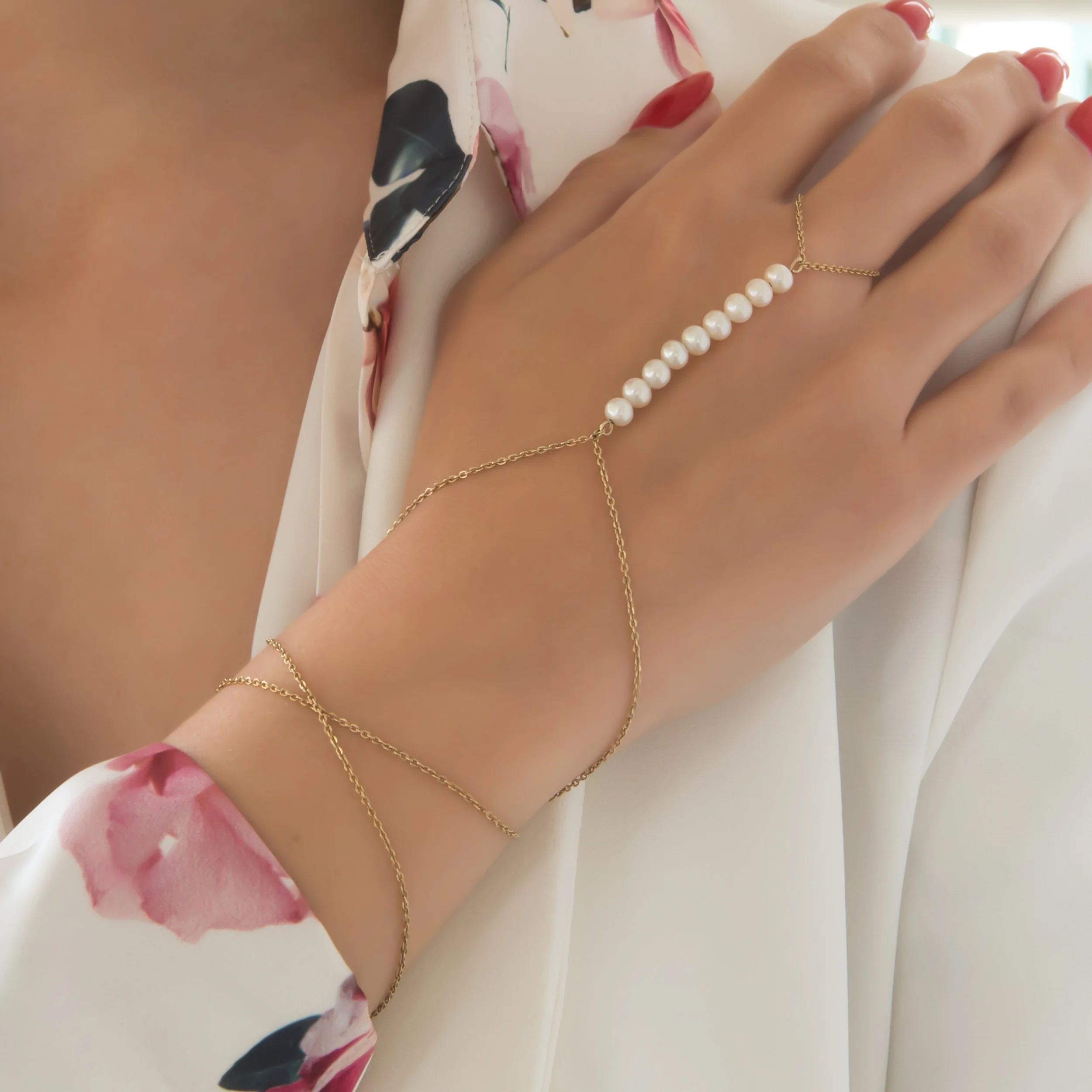 Two-in-One Pearl Hand Chain and Necklace — additional product image 5 from AntEva Crafts