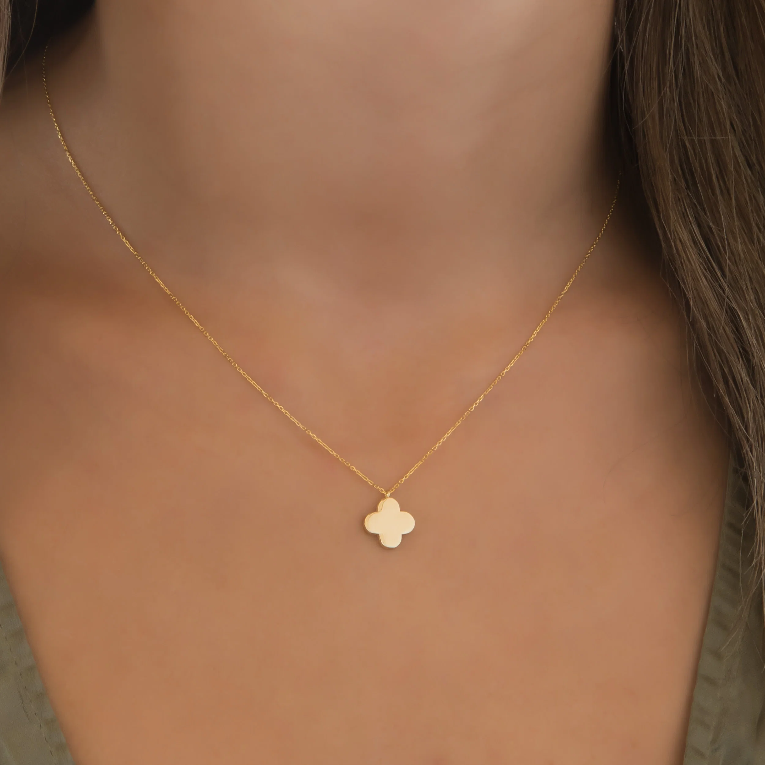 Single Clover Necklace — additional product image 4 from AntEva Crafts