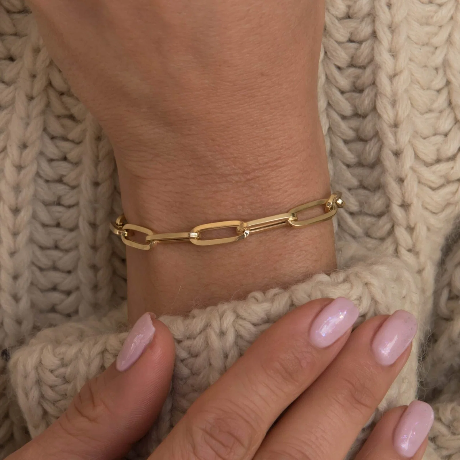 Oval Link Elongated Bracelet — additional product image 2 from AntEva Crafts