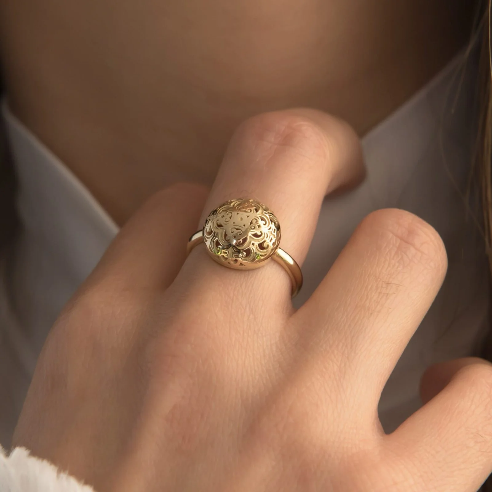 Arabesque Ball Ring — additional product image 4 from AntEva Crafts