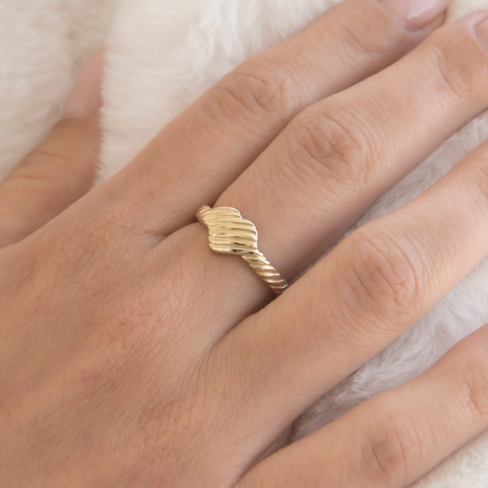 Heart Ribbed Ring — additional product image 2 from AntEva Crafts