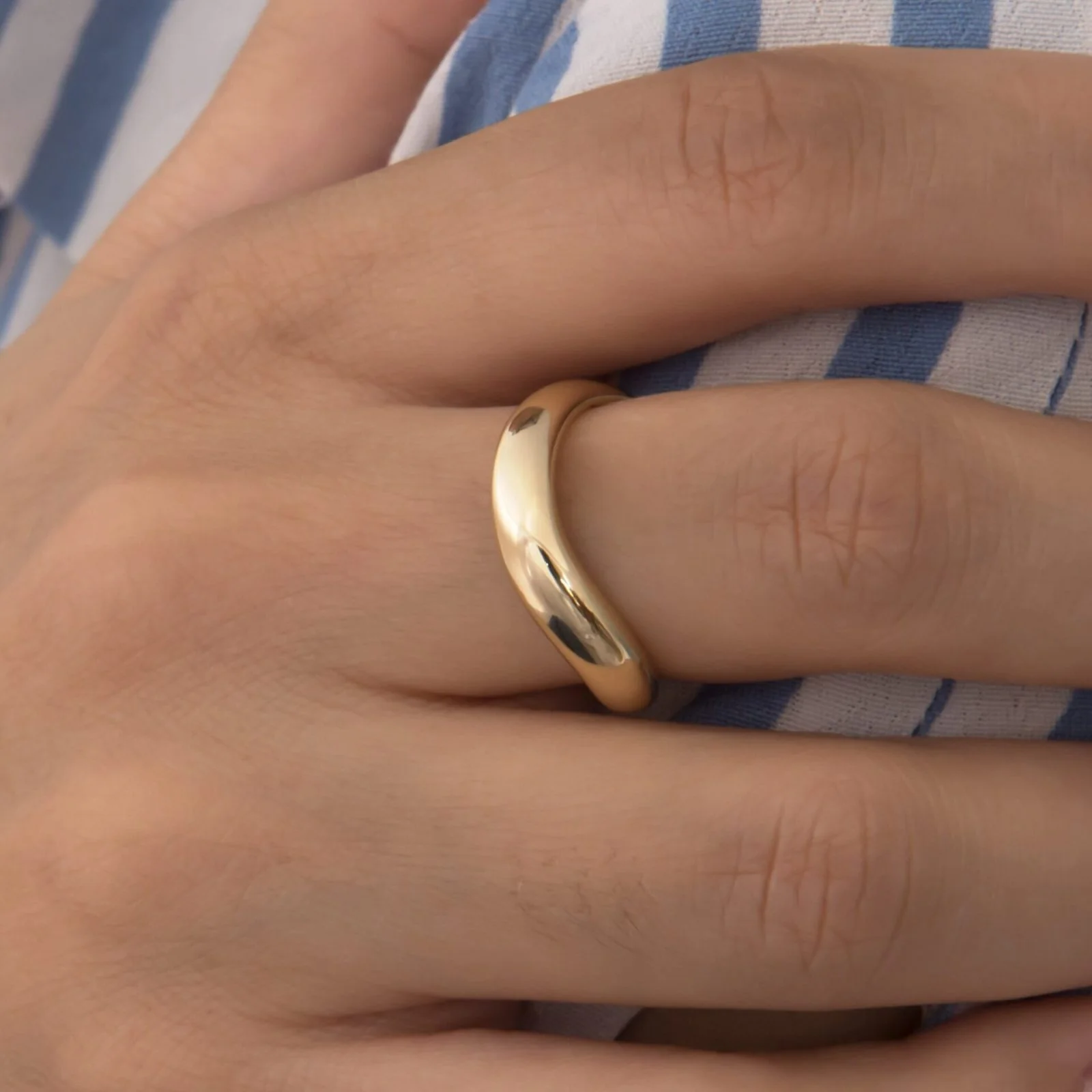 Assymetrical Wavy Ring — additional product image 4 from AntEva Crafts