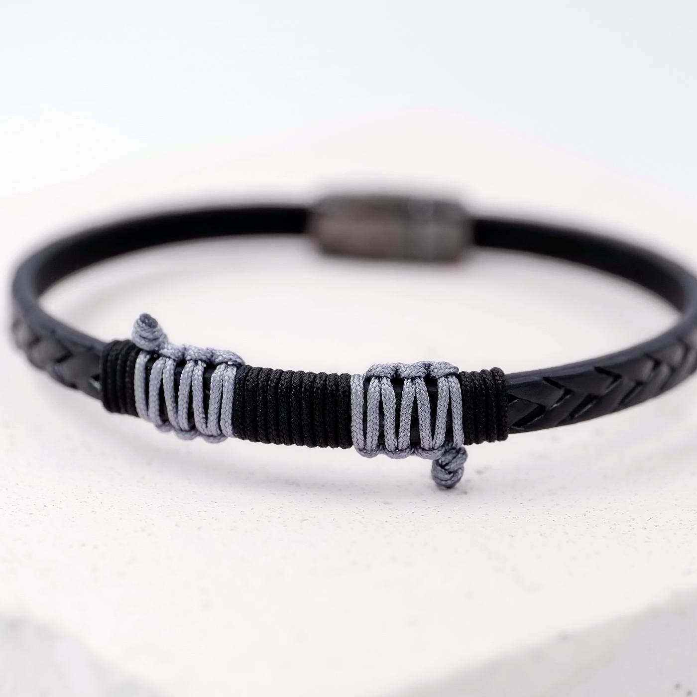 Men's PU leather bracelet Traveller — Bracelets from Toolittle — additional view 2