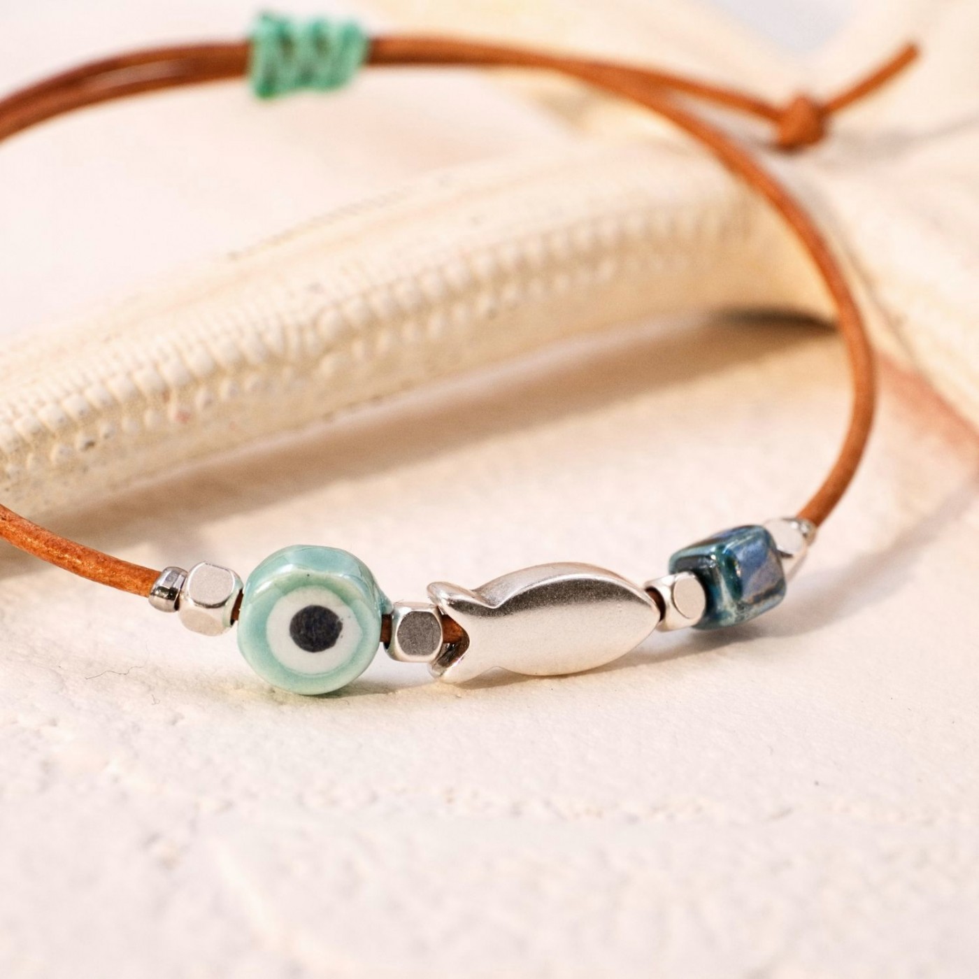 Makrame Bracelet with Ceramic Evil Eye — Bracelets from Toolittle — additional view 2