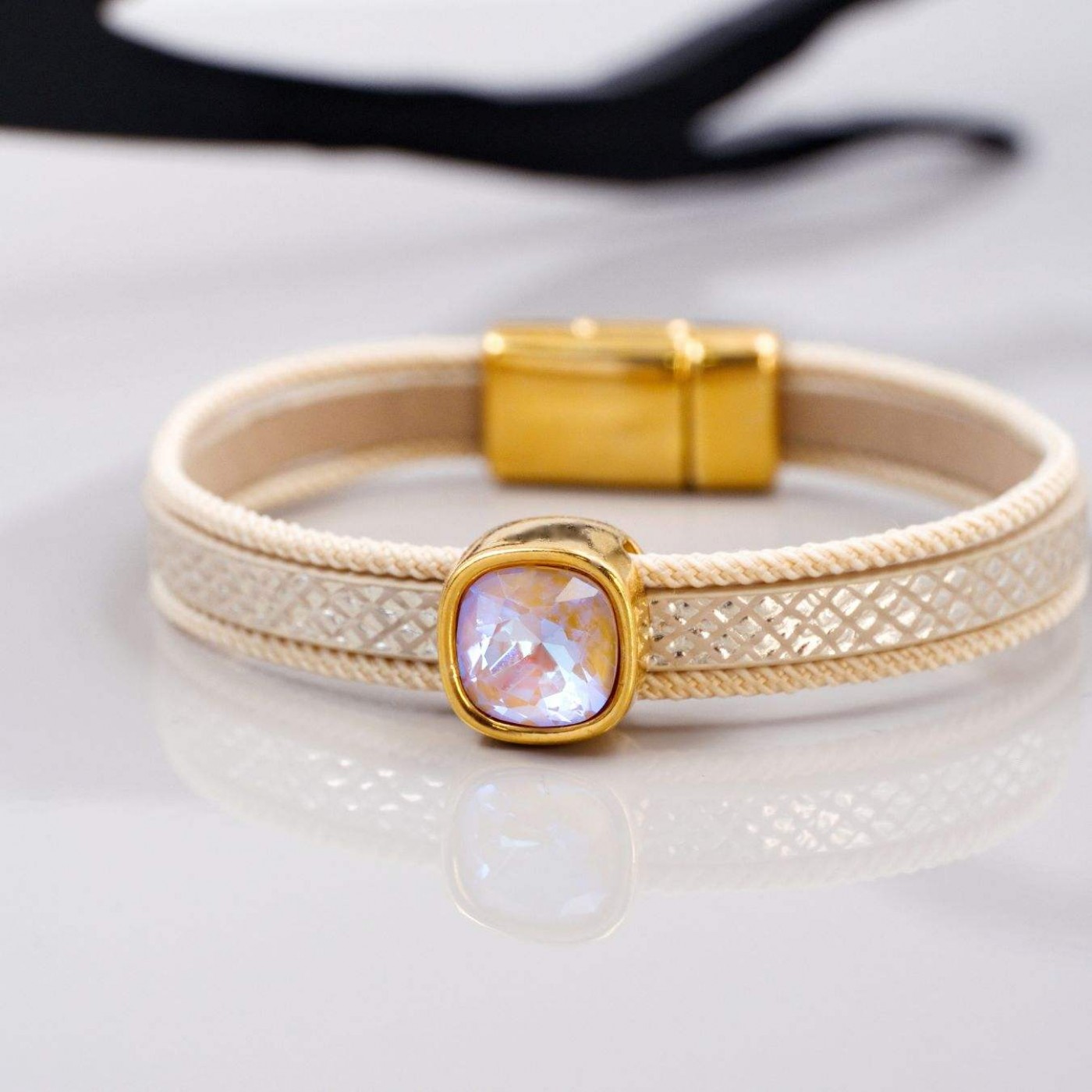 Beige Crystal Leather Bracelet