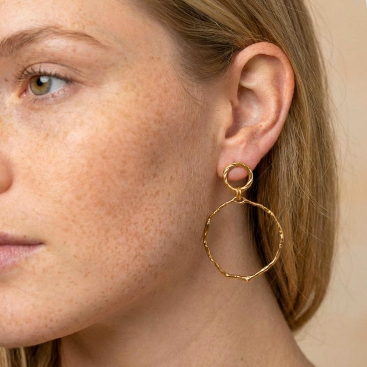 Stainless steel Jewelry: Gold-plated Earrings