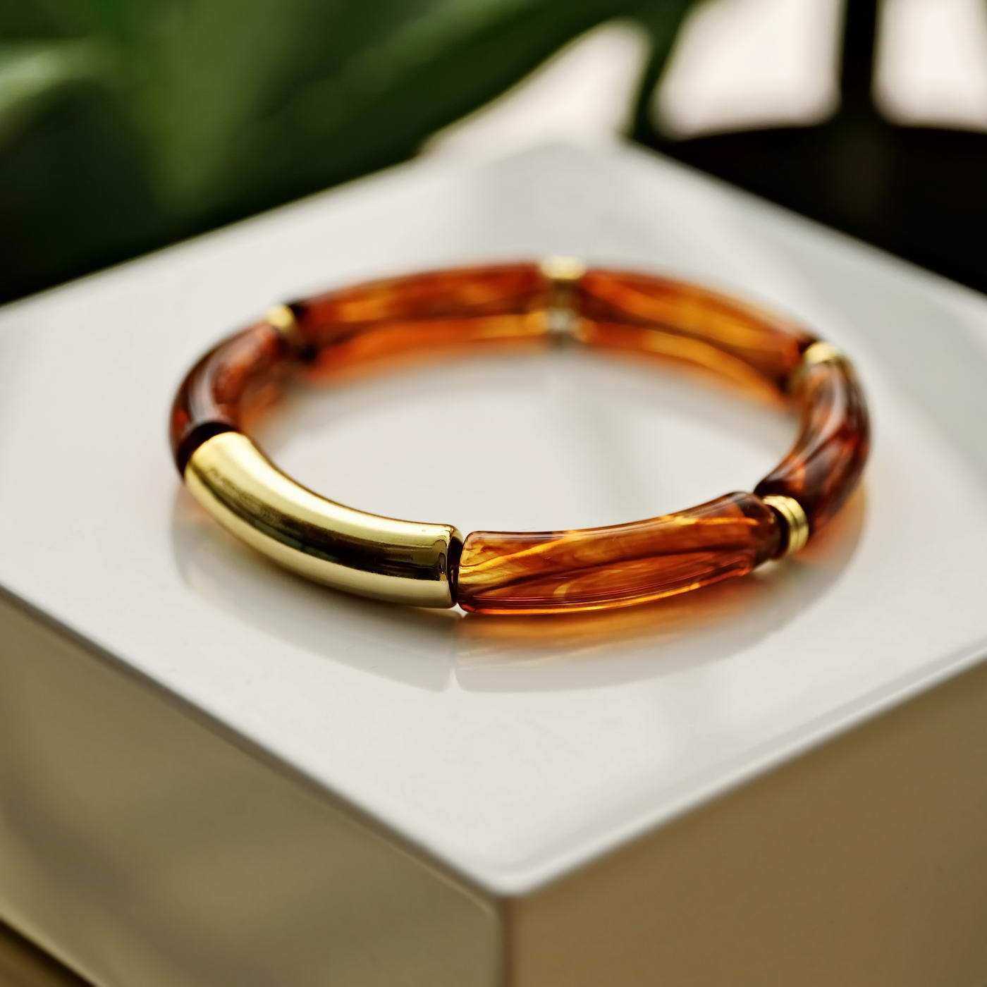 Elastic bracelet Resin beauty — Bracelets from Toolittle — additional view 4