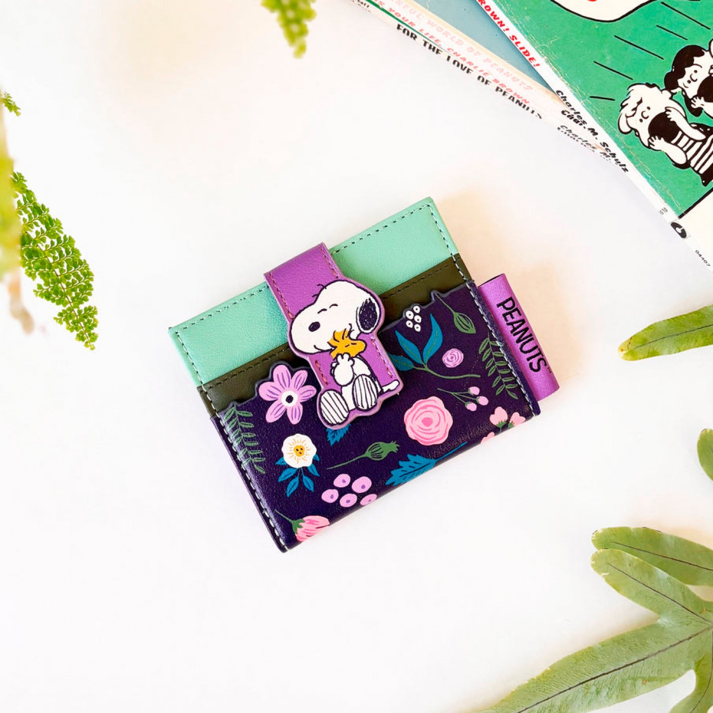 In Bloom Foldover Cardholder | Peanuts Range — Bags & purses from Toolittle — additional view 3