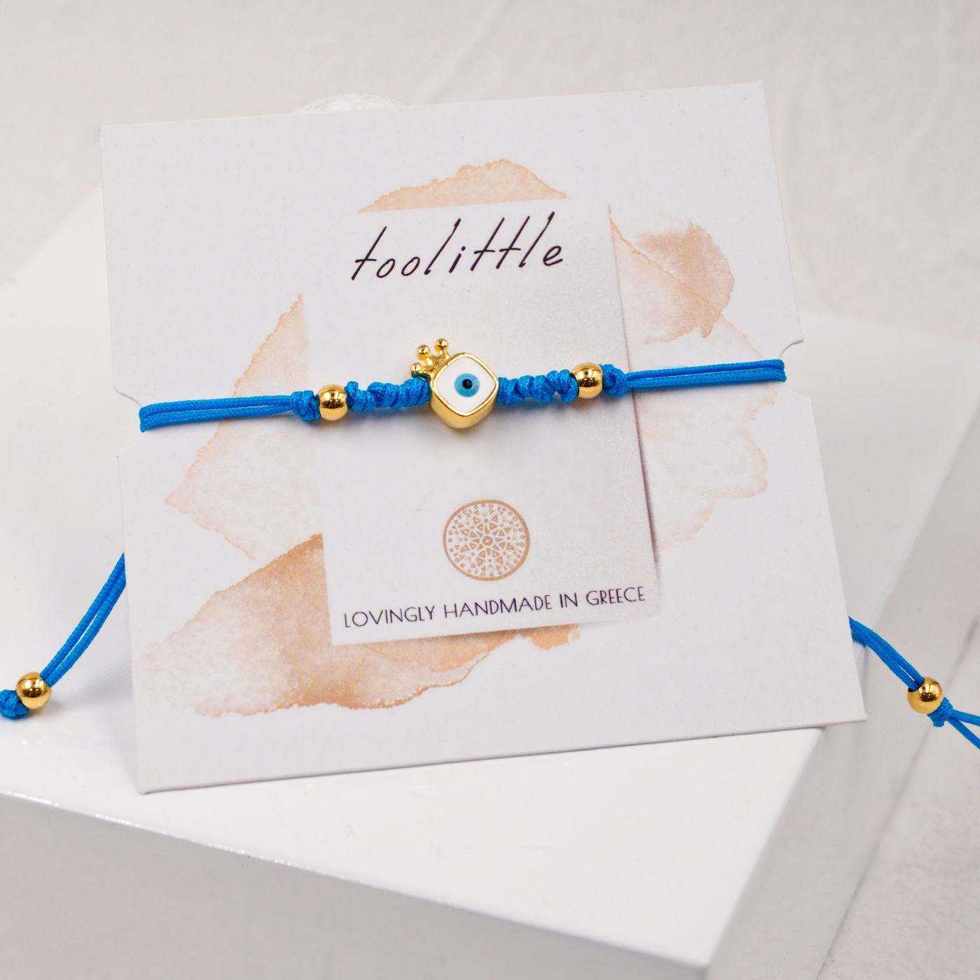 Enamel Crown macrame bracelet — Bracelets from Toolittle — additional view 3