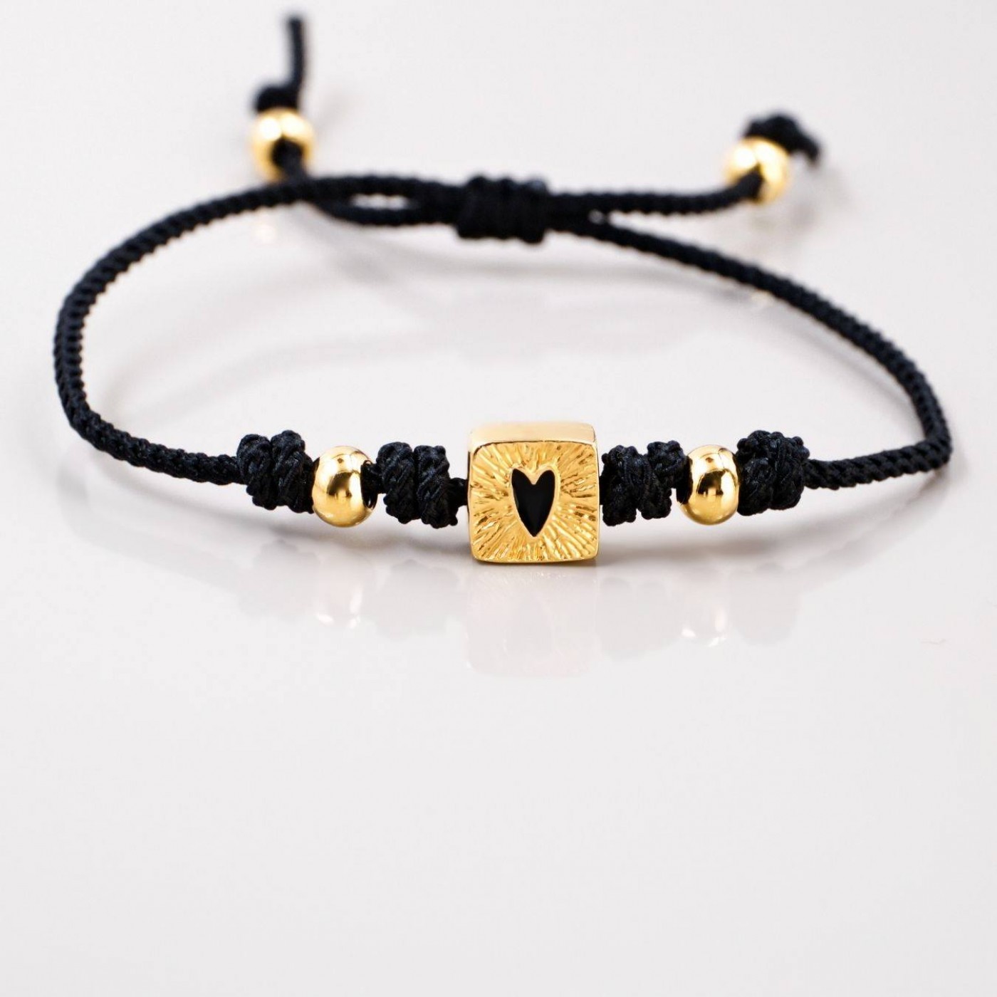 Gold-plated Macrame Bracelet - Heart & Enamel — Bracelets from Toolittle — additional view 4