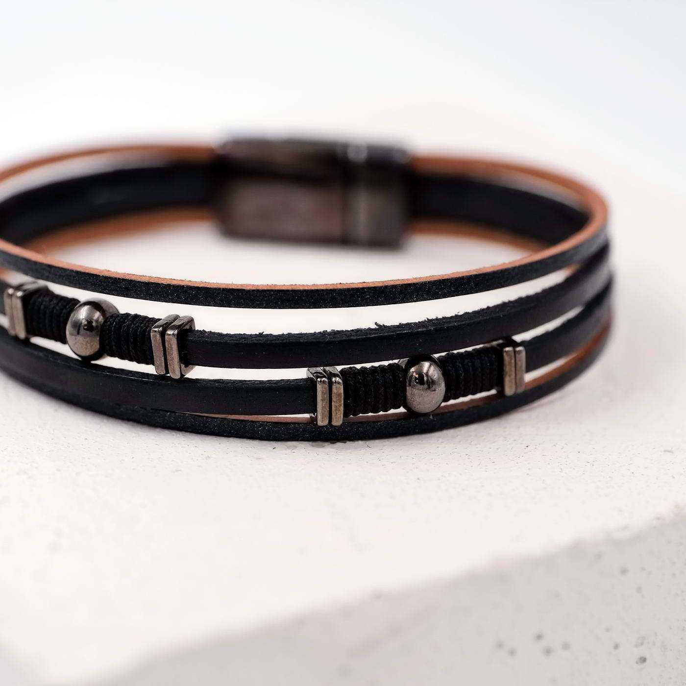 Men's leather bracelet Escape — Bracelets from Toolittle — additional view 3