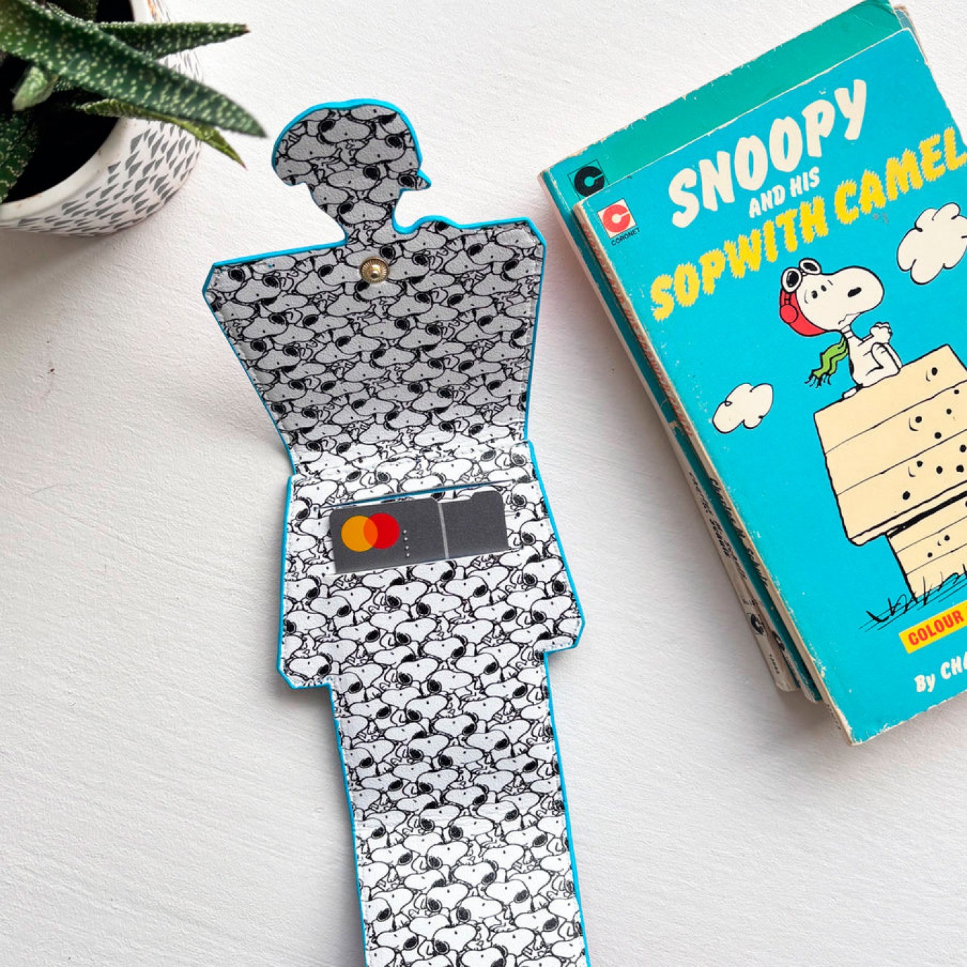 Peanuts Cardholder | Snoopy Doghouse — Bags & purses from Toolittle — additional view 4