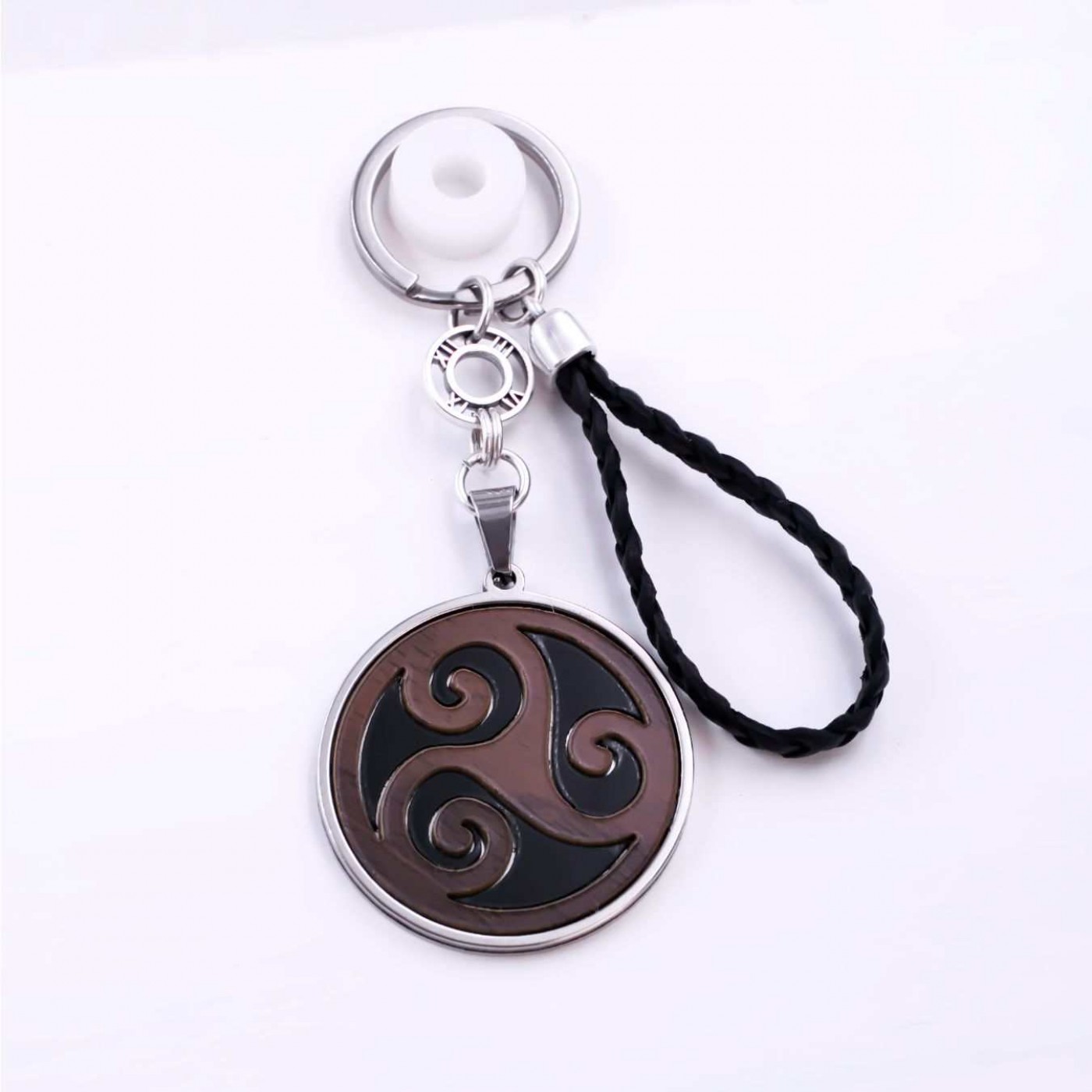 Triskelion Celtic Symbol Men’s Keychain — Pendants & charms from Toolittle — additional view 3