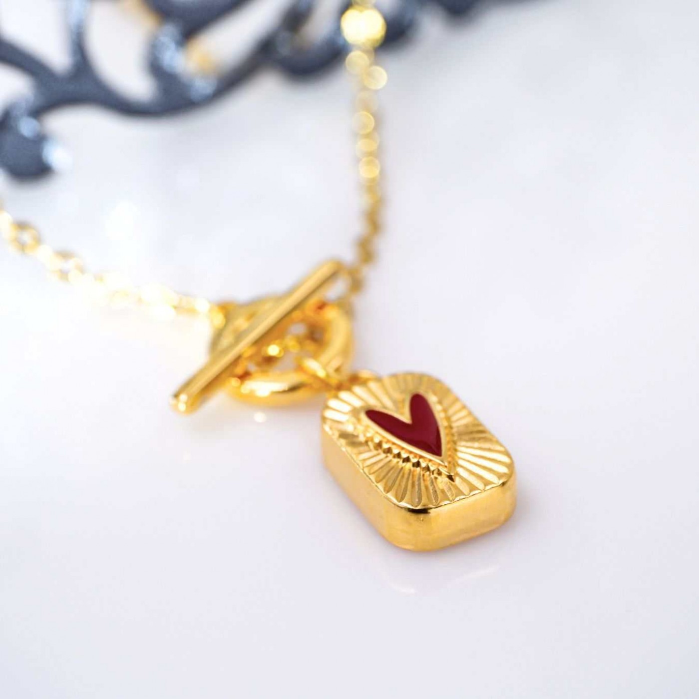 Toggle Clasp: Gold-plated Necklace - Heart — Necklaces from Toolittle — additional view 2