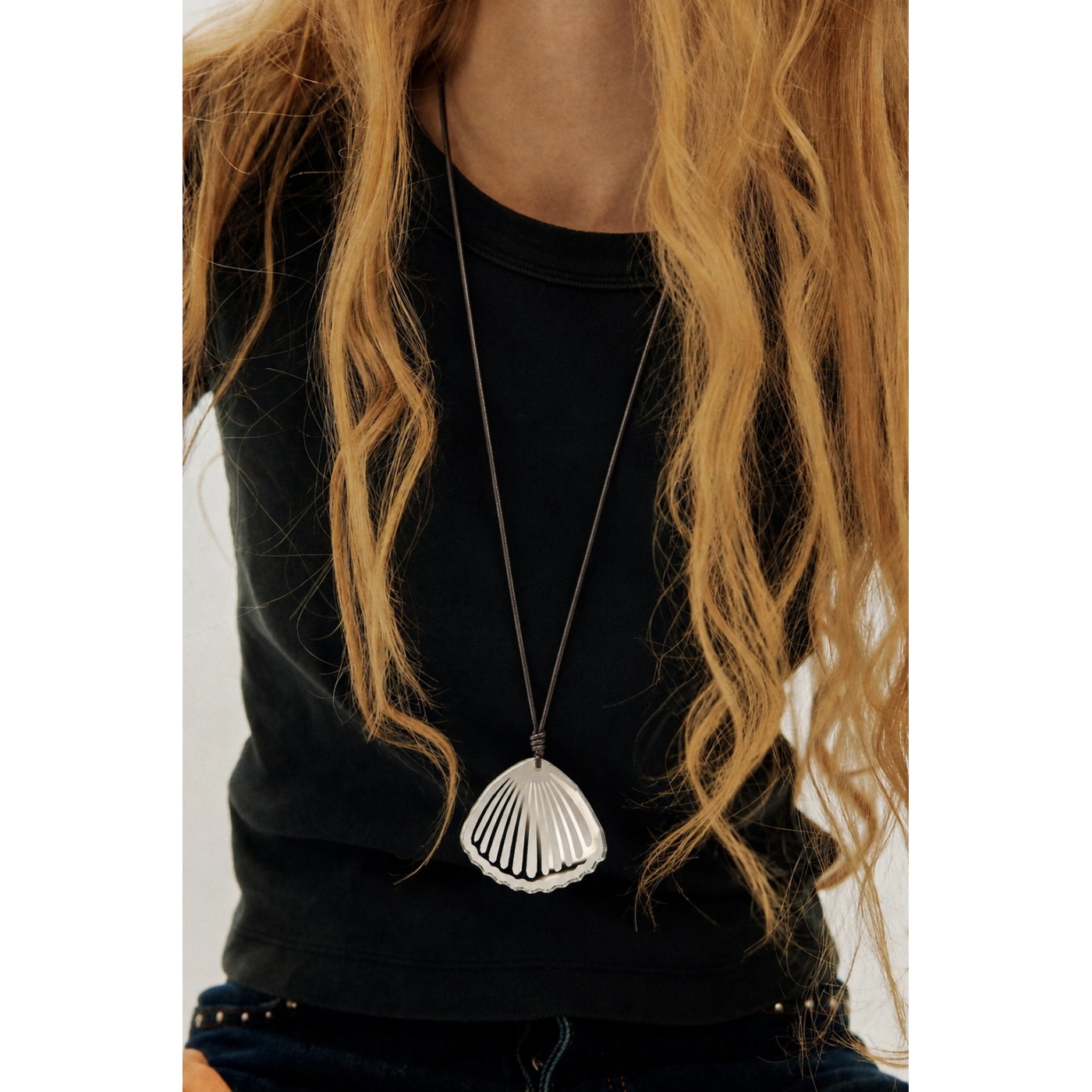 Sea Life Necklace | Shell Clam Pendant