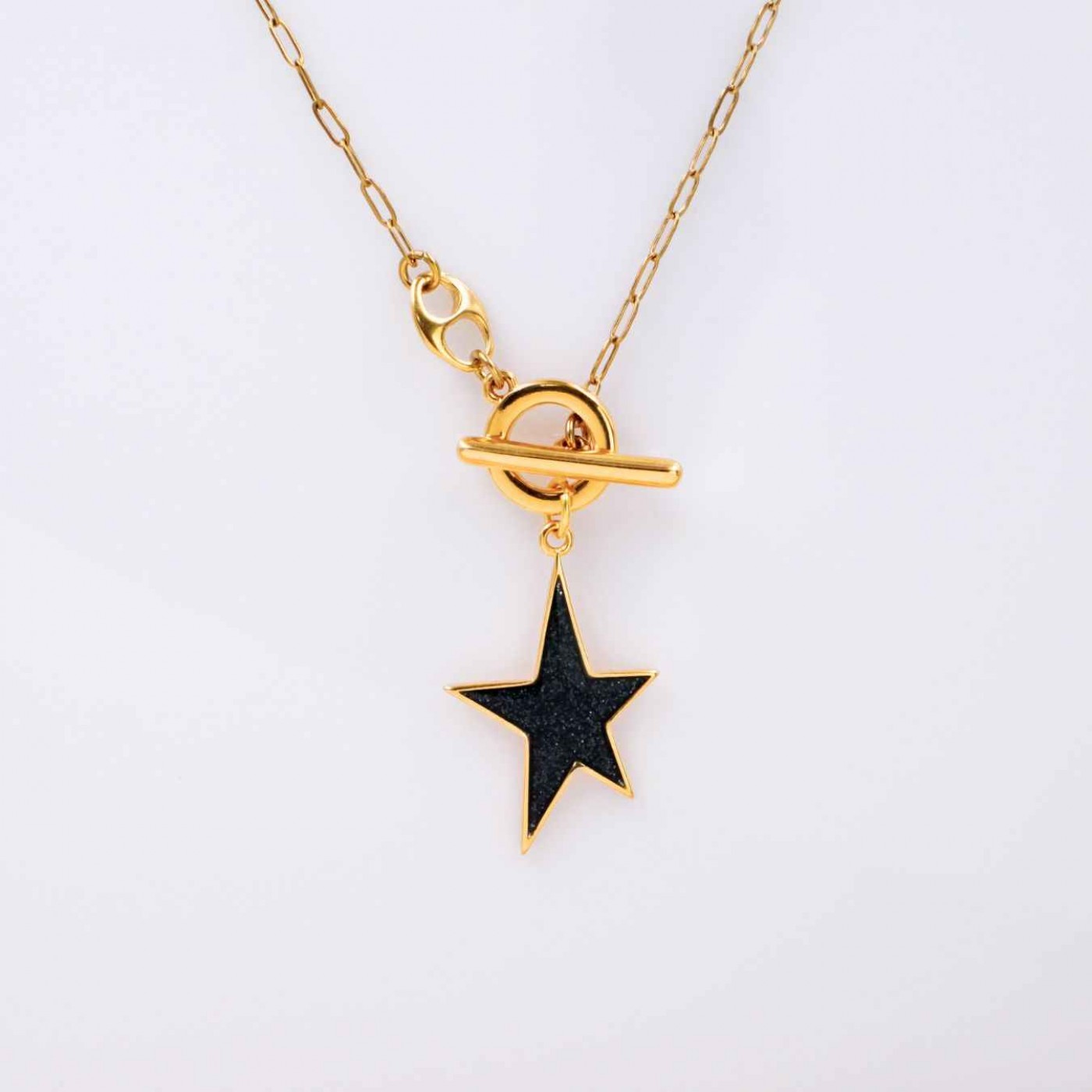 Toggle Clasp: Gold-plated Necklace - Enamelled Star — Necklaces from Toolittle — additional view 2