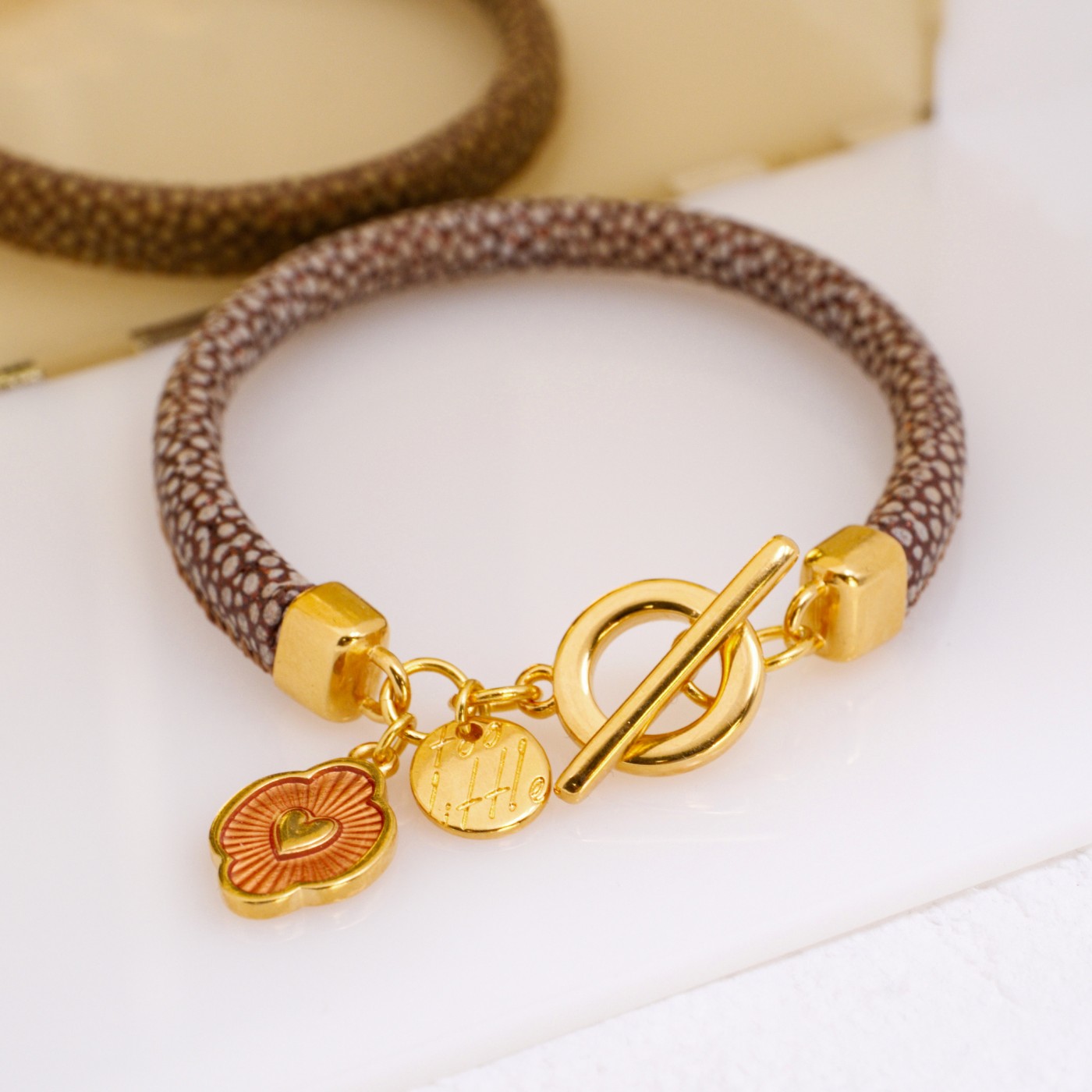 Golden Line – Handmade Vegan Leather Bracelet — Bracelets from Toolittle — additional view 3