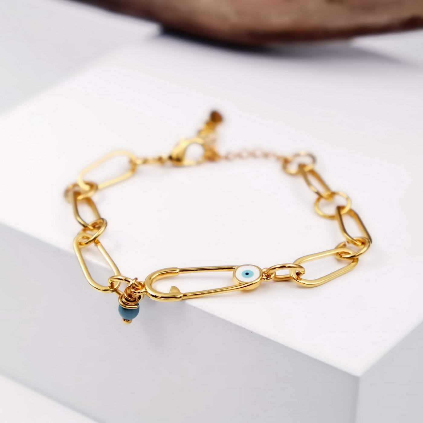 Chain bracelet with enamel evil eye