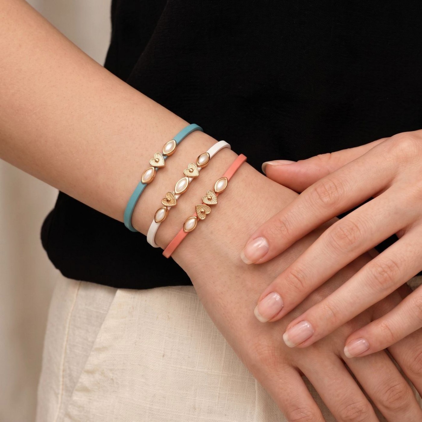 Metal Heart & Pearls Leather Bracelet | Turquoise