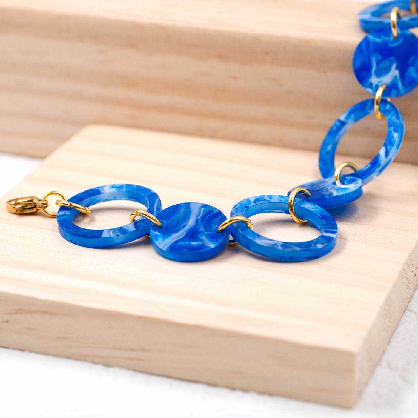 Plexi Circles chain bracelet — Bracelets from Toolittle — additional view 2