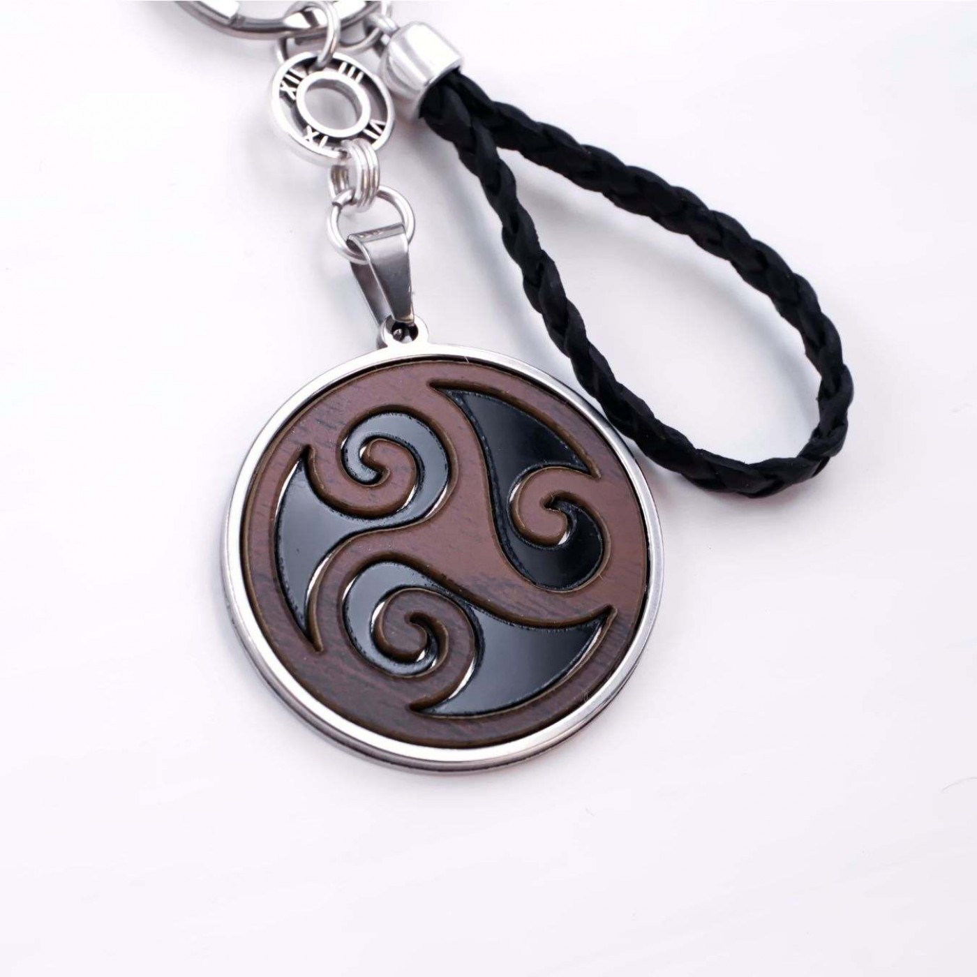 Triskelion Celtic Symbol Men’s Keychain — Pendants & charms from Toolittle — additional view 5