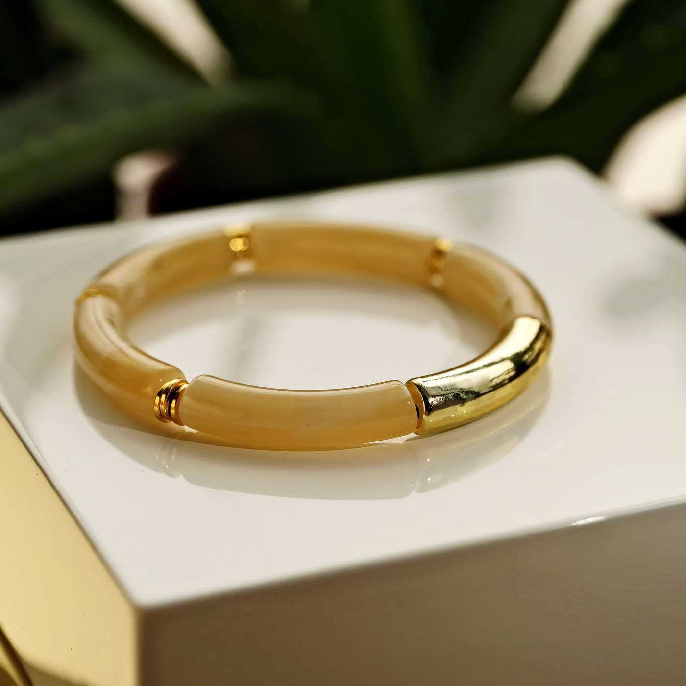 Resin Beauty elastic bracelet — Bracelets from Toolittle — additional view 2