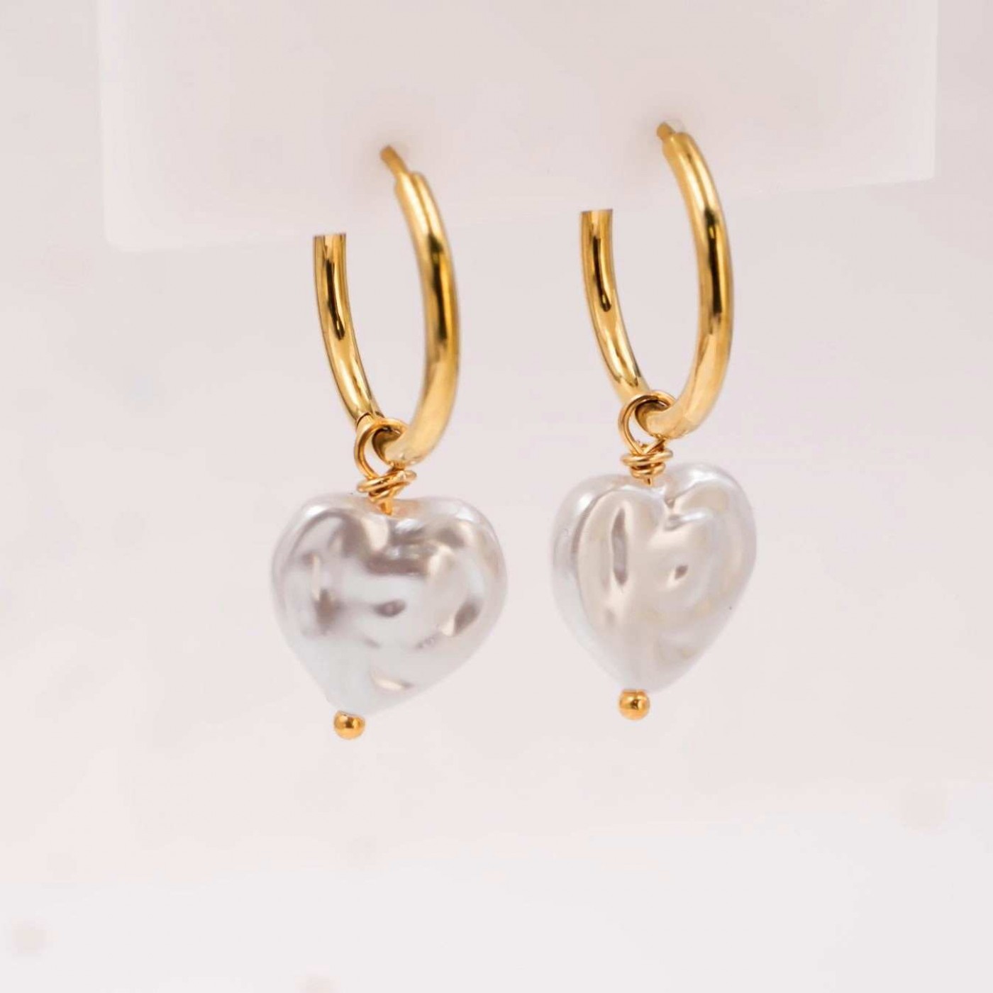 Pearl Heart Earrings – Timeless Elegance — Earrings from Toolittle — additional view 3