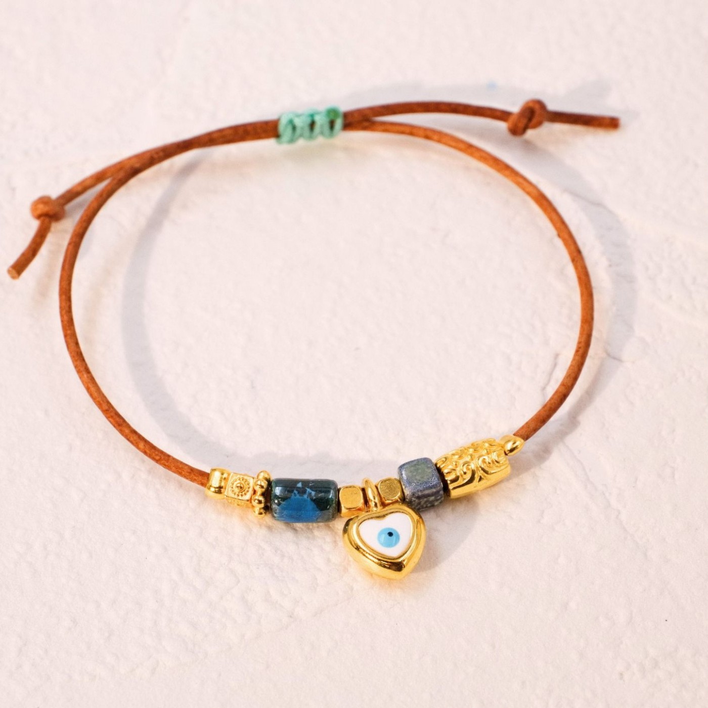 Makrame Bracelet with Metallic Heart — Bracelets from Toolittle — additional view 2
