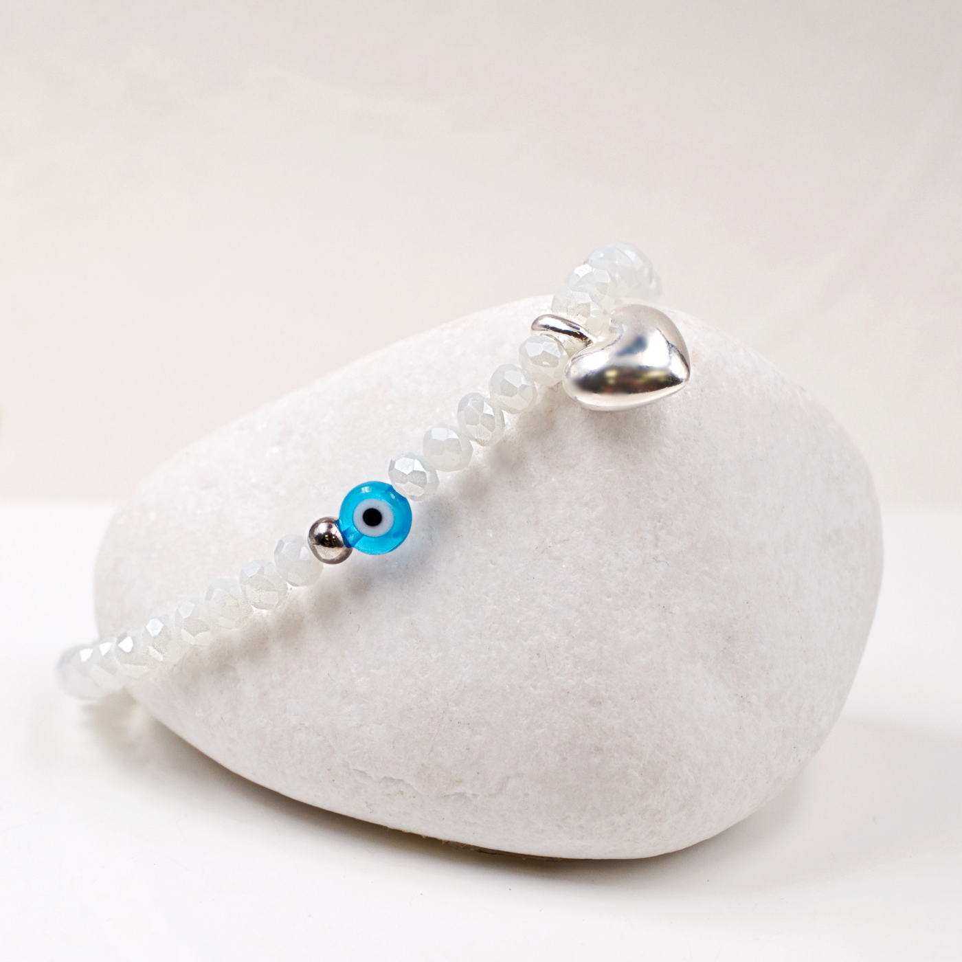 Crystal bracelet with little heart — Bracelets from Toolittle — additional view 3