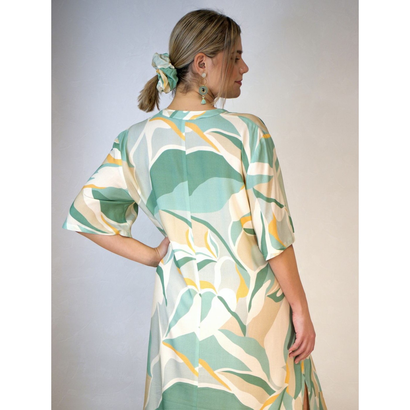 Kythera Oversized scrunchie by KOKKOSAMMOU — Scarves & wraps from Toolittle — additional view 3