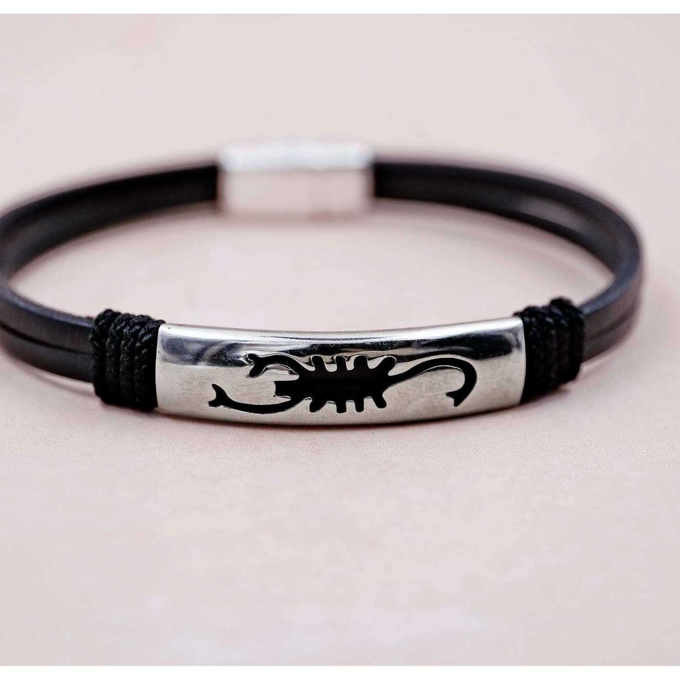 Men's leather bracelet — Bracelets from Toolittle — additional view 3