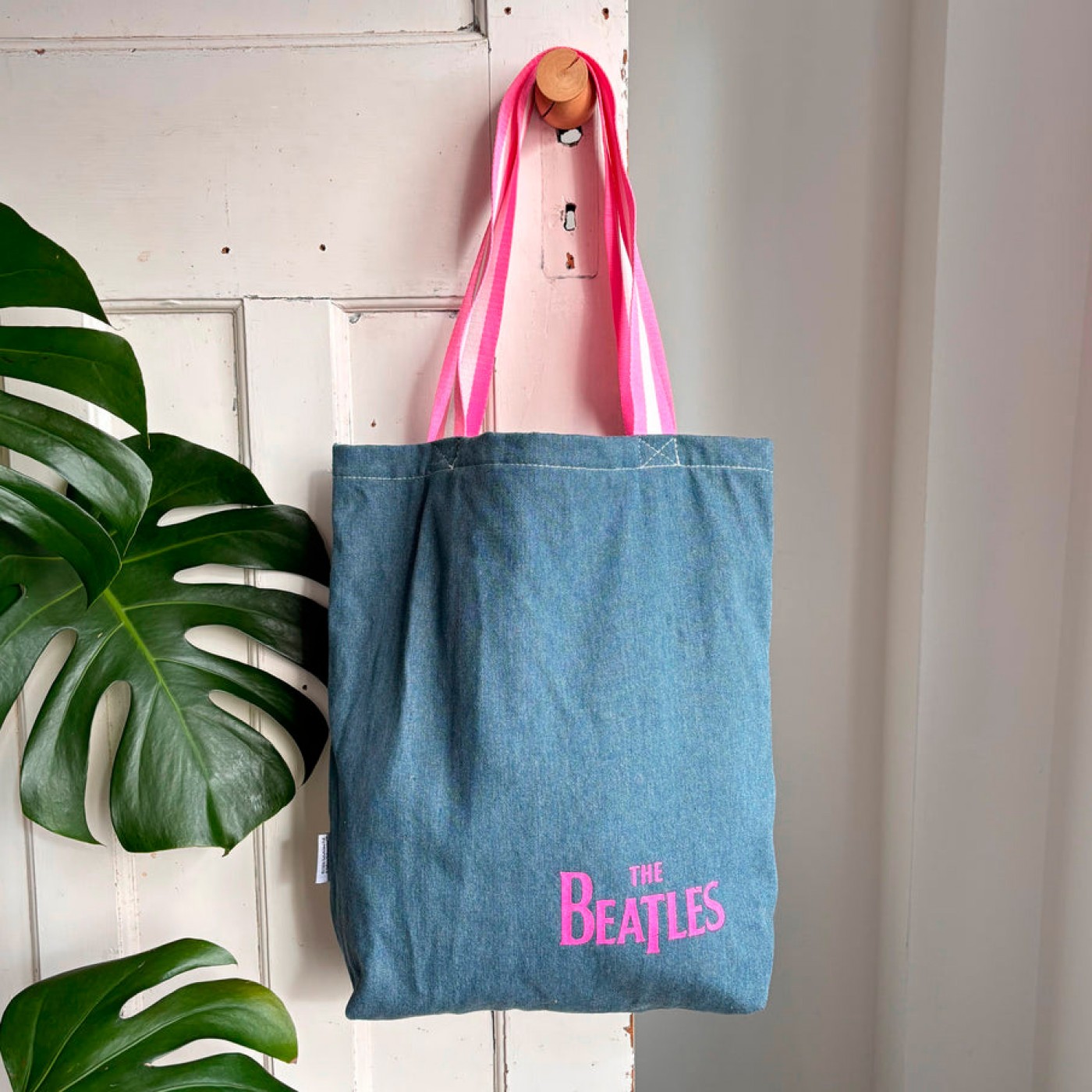 All you need is Love Tote Bag | The Beatles — Bags & purses from Toolittle — additional view 4