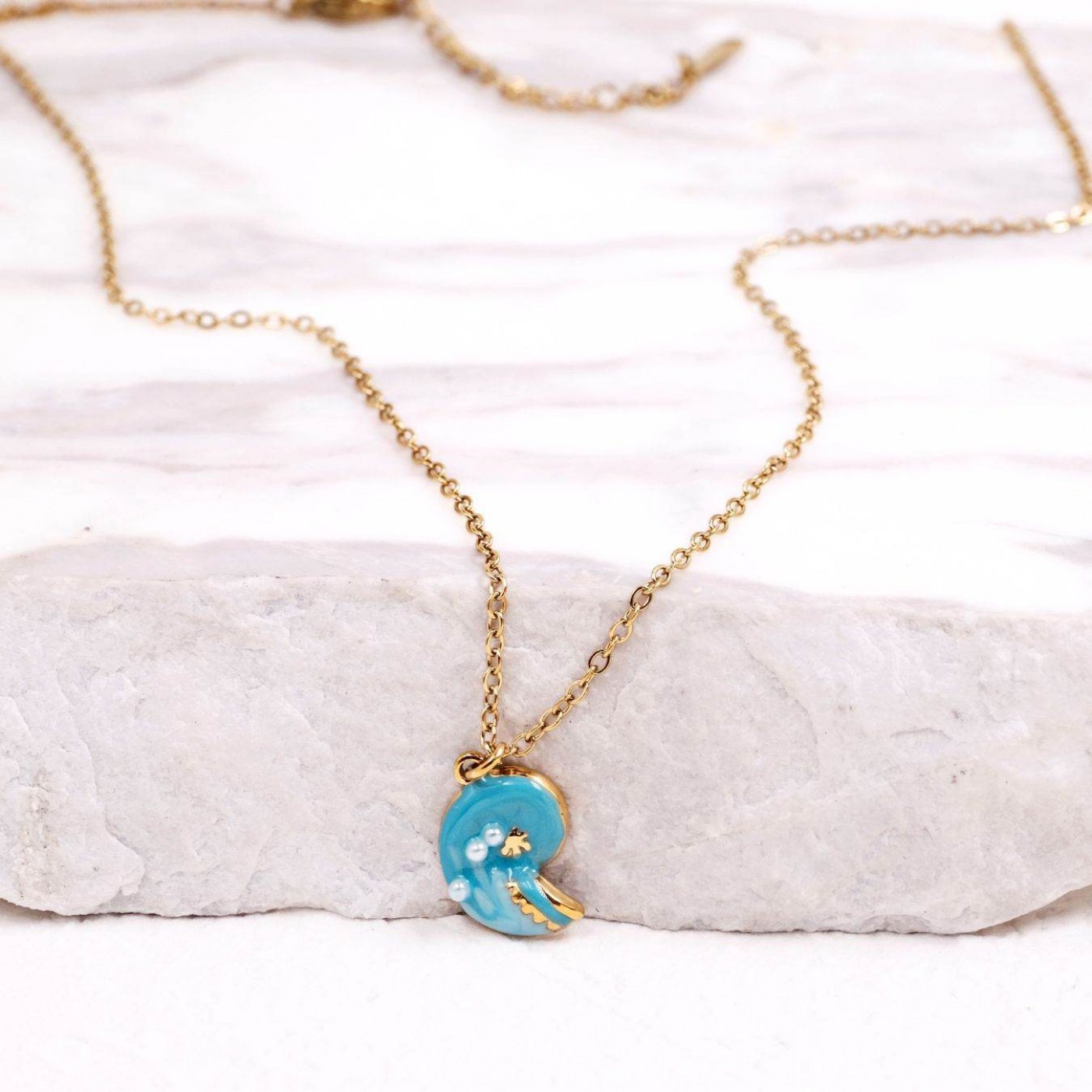 Stainless Steel Jewelry: Pearl Sea Shell Necklace — Necklaces from Toolittle — additional view 4