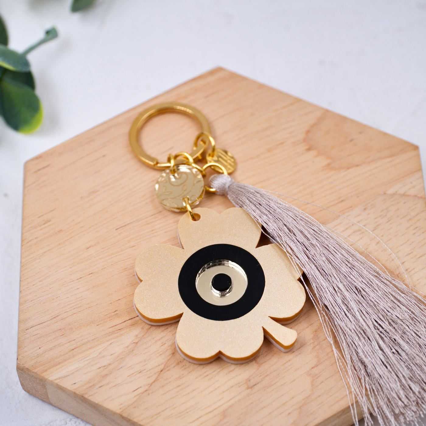 2026 Lucky Clover Keychain — Pendants & charms from Toolittle — additional view 3