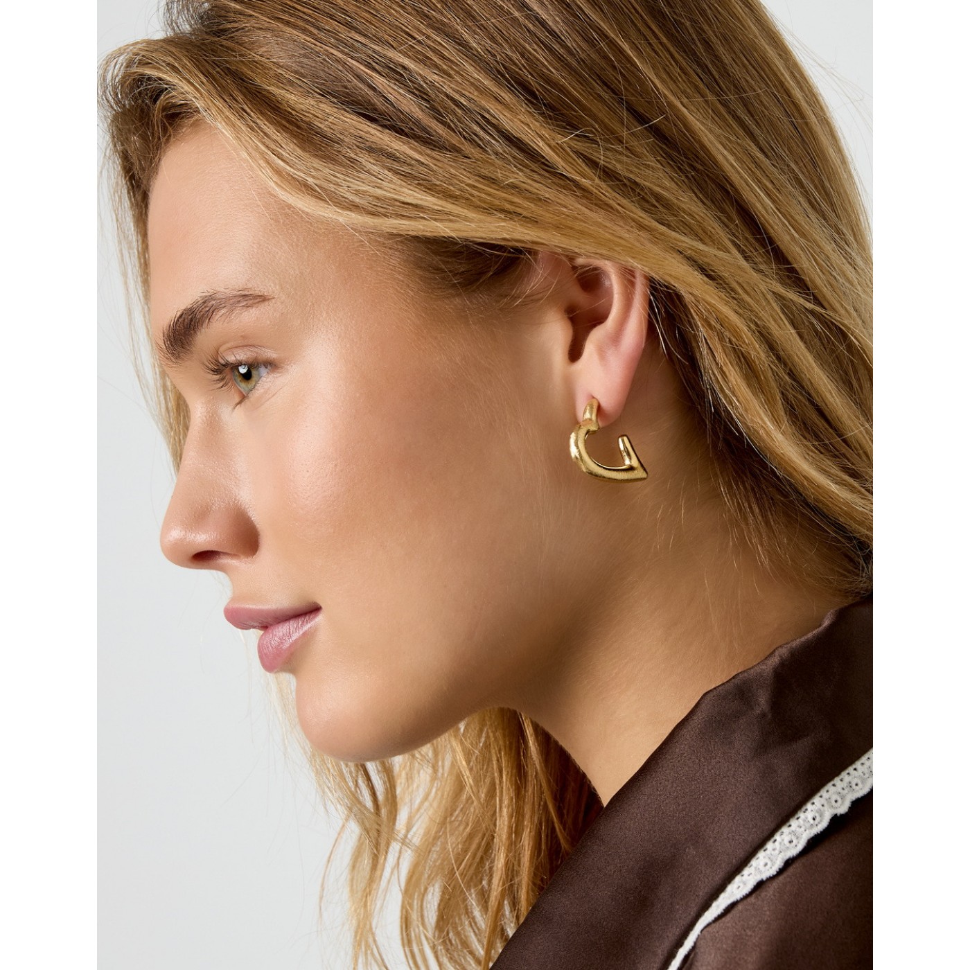Steel Heart Earrings – Timeless Elegance — Earrings from Toolittle — additional view 3