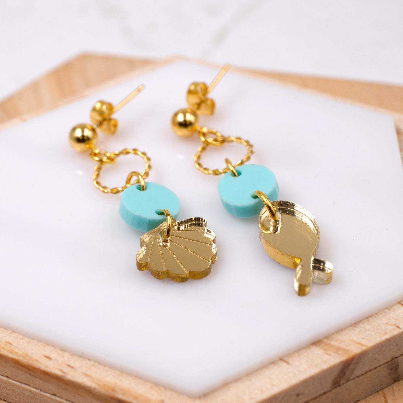 Earrings with plexiglass summer parts