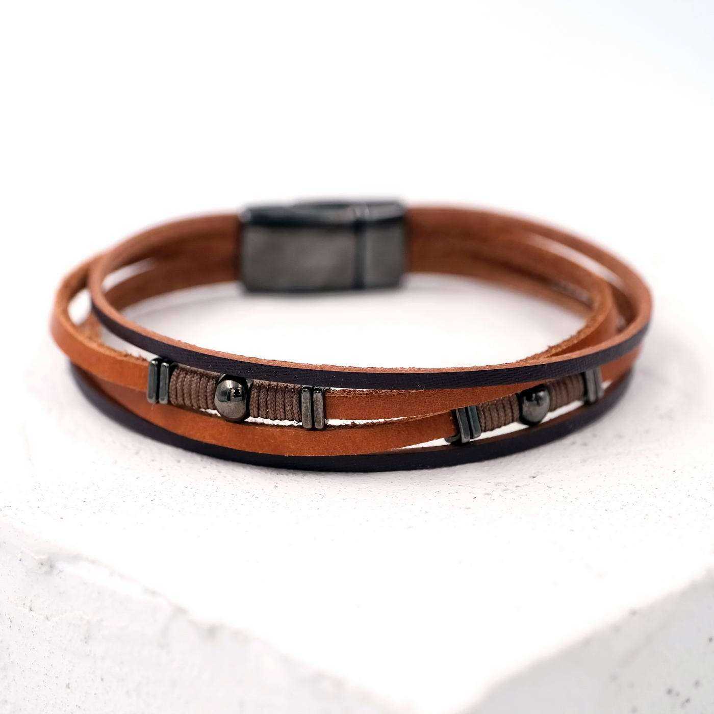 Men's leather bracelet Escape — Bracelets from Toolittle — additional view 2