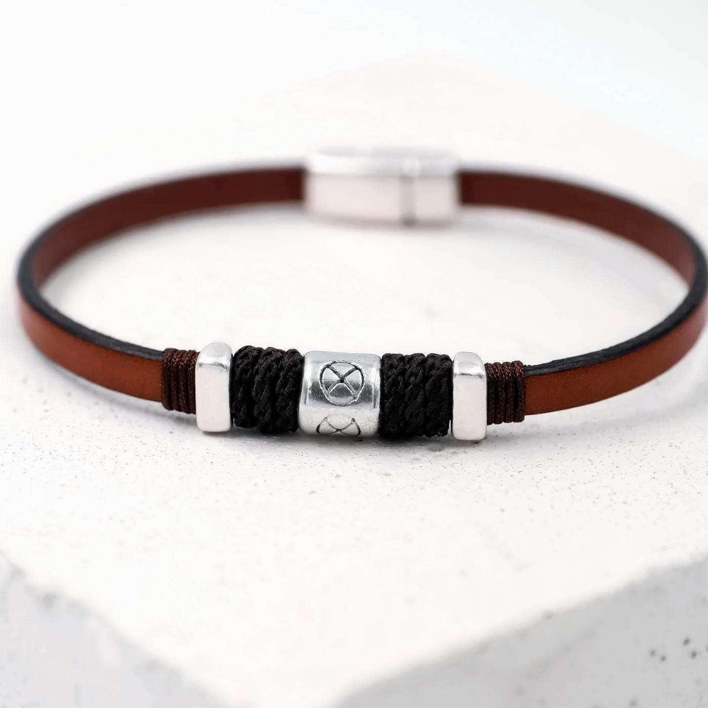 Men's leather bracelet Escape
