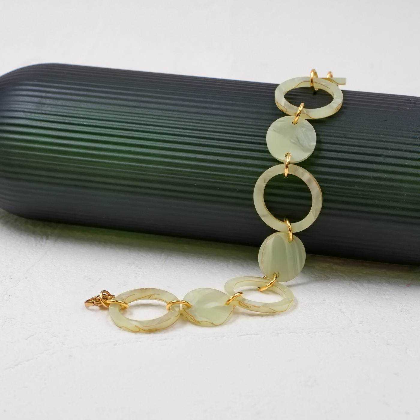 Plexi Circles chain bracelet — Bracelets from Toolittle — additional view 2